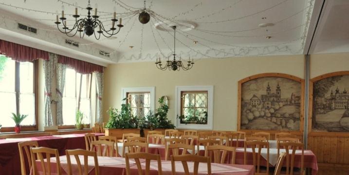 Hotel-Restaurant Moser Pöchlarn Eksteriør bilde